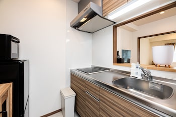 tomariehotel and condominium