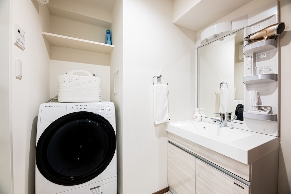 tomariehotel and condominium