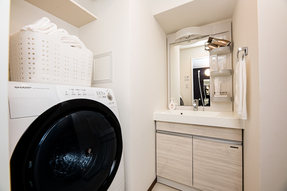 tomariehotel and condominium