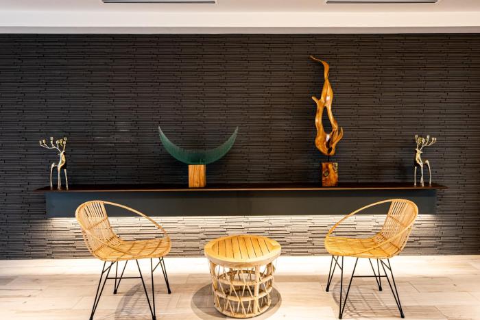 tomariehotel and condominium