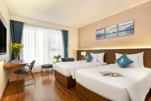 canvas danang beach hotel