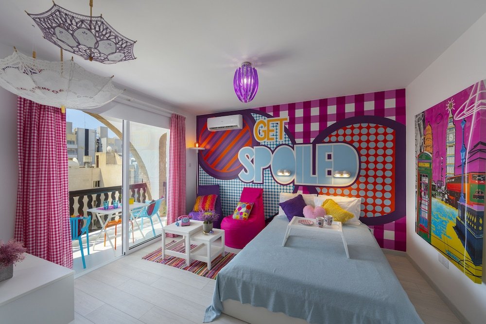 castle holiday apartments