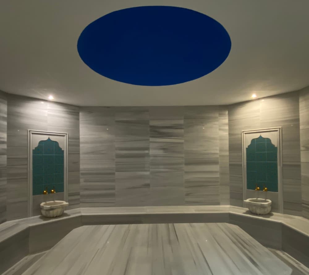 courtyard long beach holiday resort