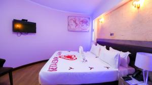 aberdare prestige and royal cottages