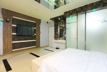 one motel