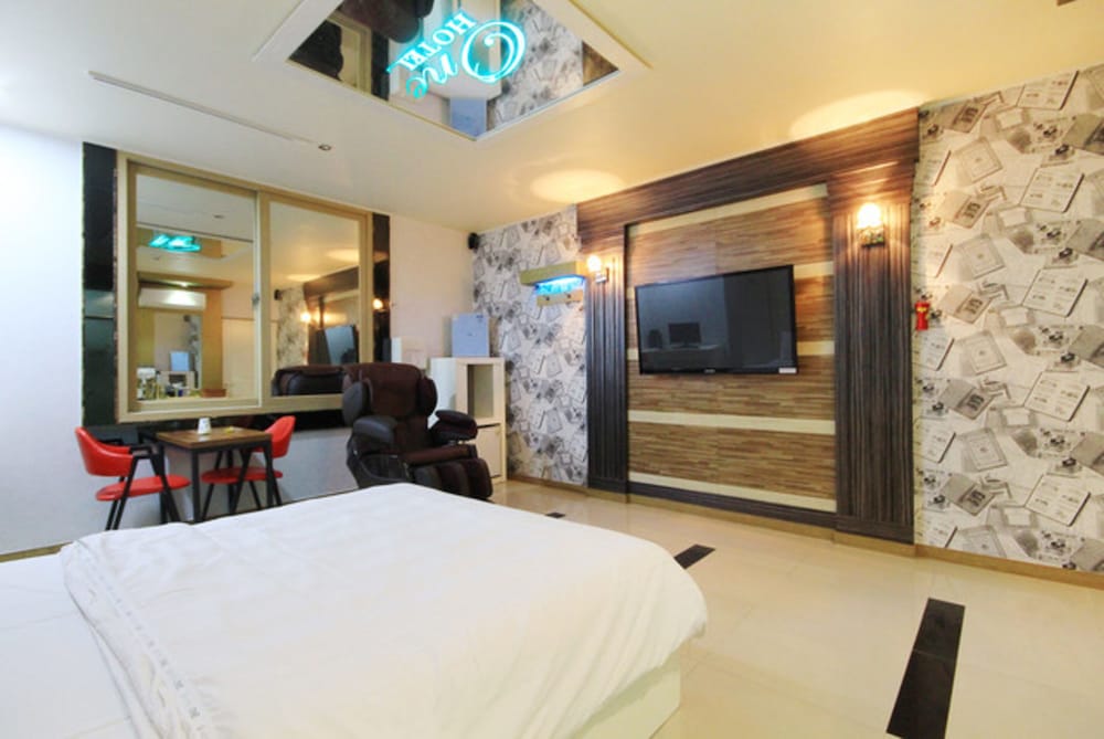 one motel