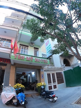 Yen My Hotel,,2 star