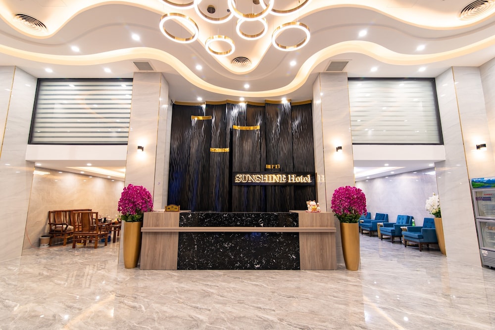 sunshine hotel