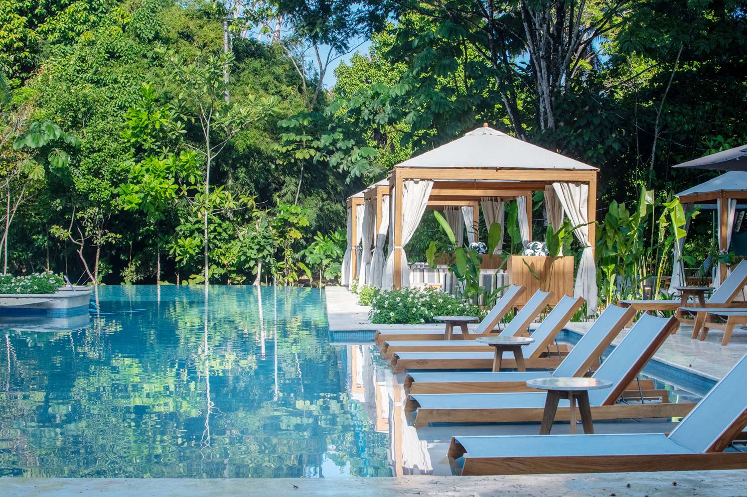 botanika osa peninsula resort curio collection by hilton