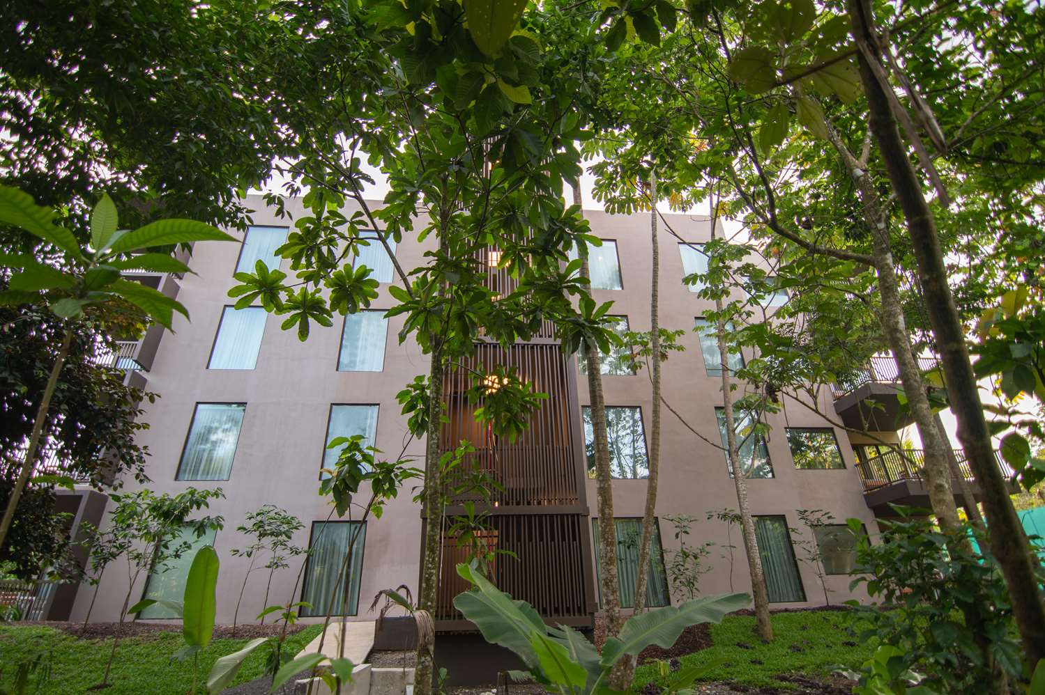 botanika osa peninsula resort curio collection by hilton