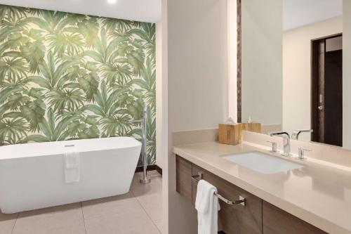 botanika osa peninsula resort curio collection by hilton