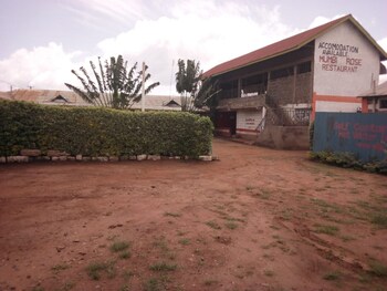 mumbi rose guest house