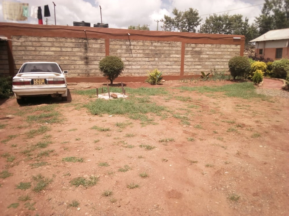 mumbi rose guest house