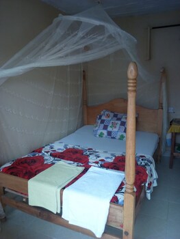 mumbi rose guest house