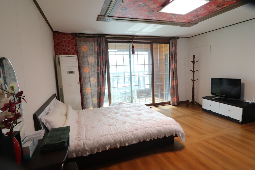 gyeongju raspberry pension