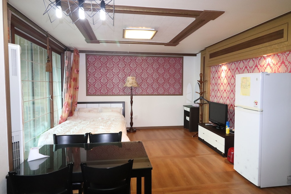 gyeongju raspberry pension