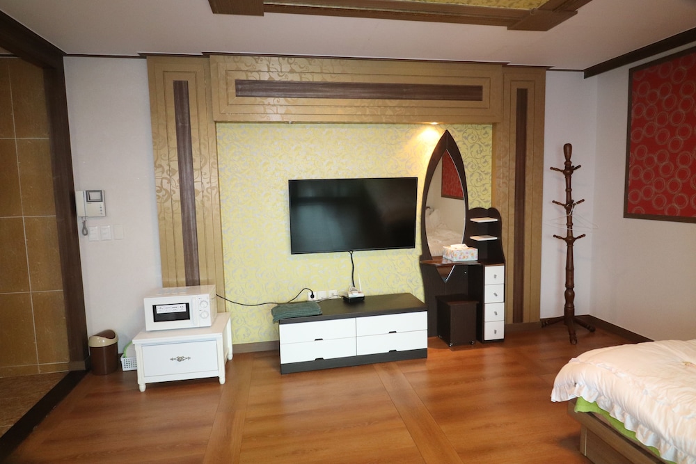 gyeongju raspberry pension