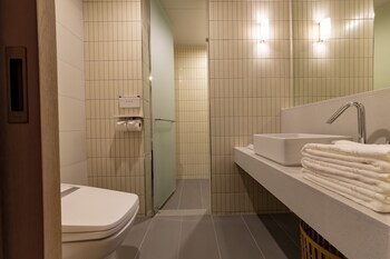 hound hotel signature