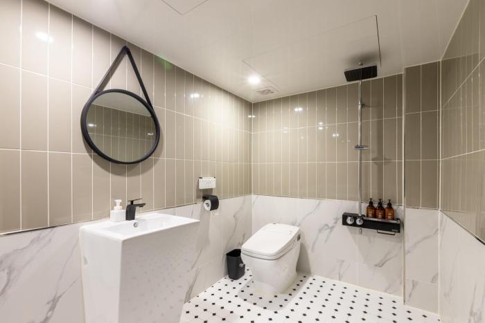 brown dot hotel minam