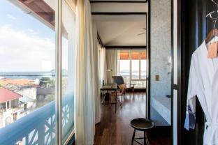 american trade hotel