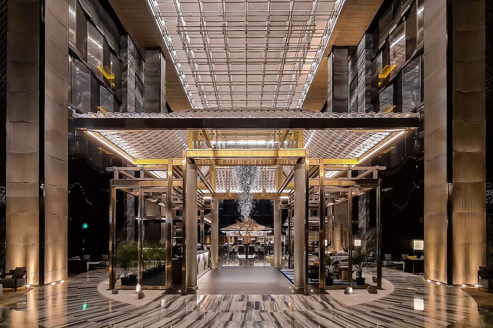 hotel okura manila