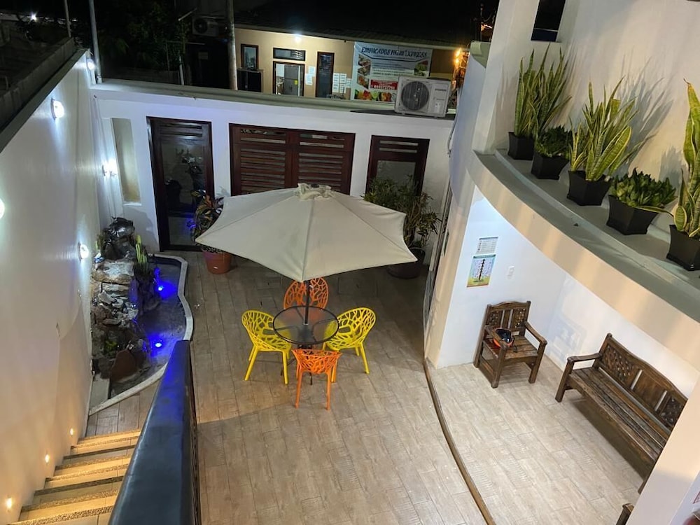 hostal carpao lodging