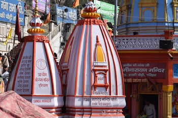 hotel divine residency