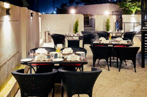 spree hotel kriday rajpur road dehradun