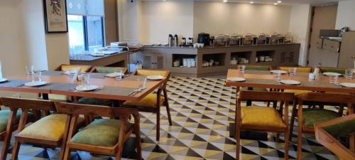 spree hotel kriday rajpur road dehradun