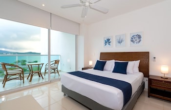 marina puerto velero