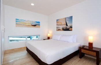 marina puerto velero