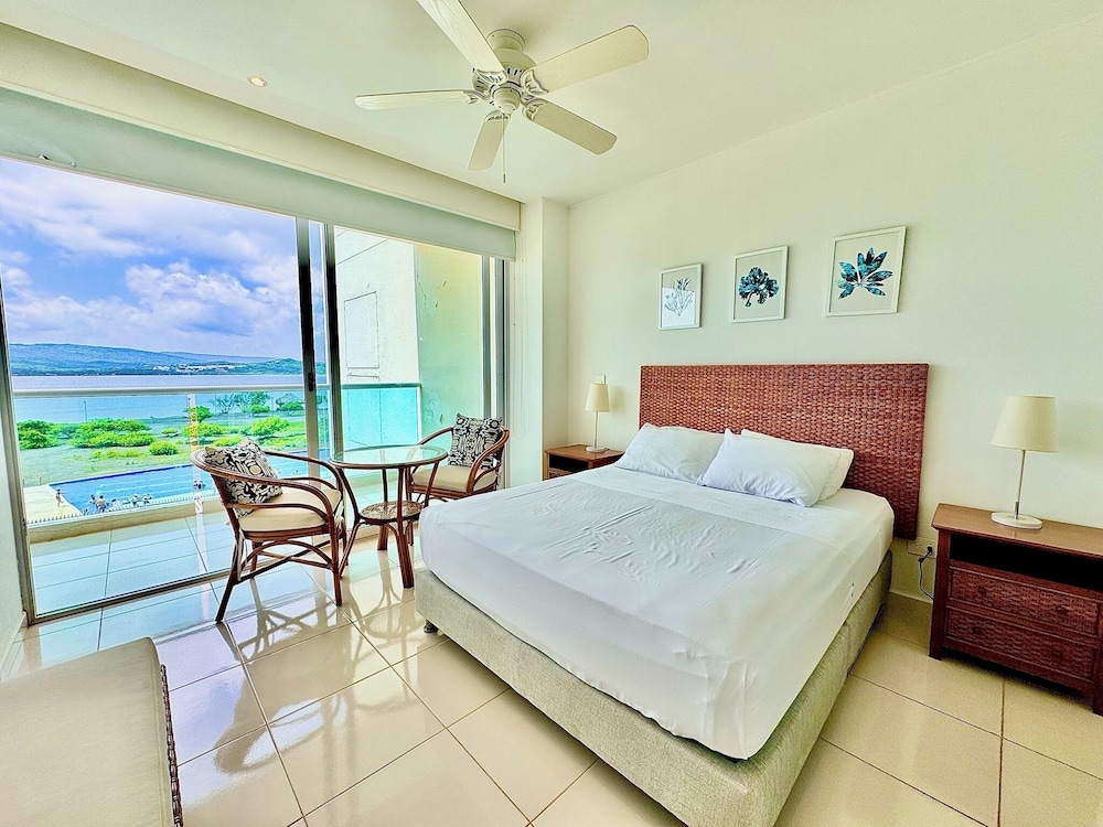 marina puerto velero