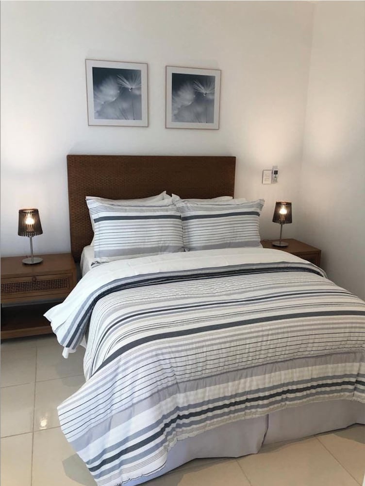 marina puerto velero