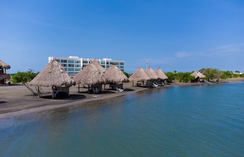 marina puerto velero