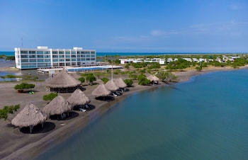 marina puerto velero