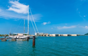 marina puerto velero
