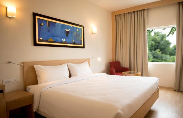 red fox hotel trichy