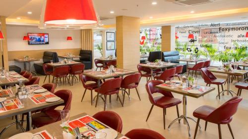 red fox hotel trichy