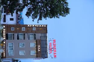 teertham hotel