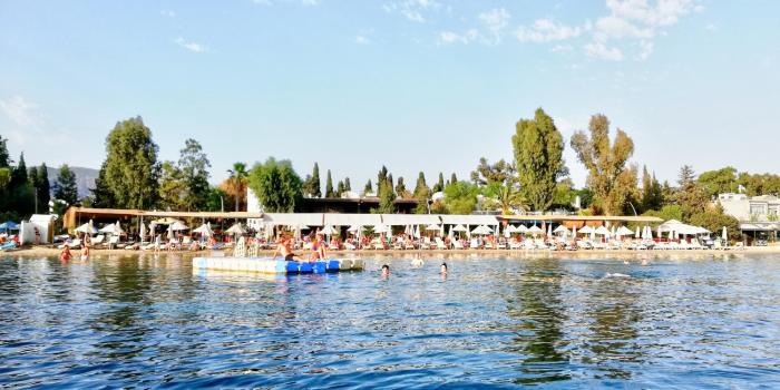 manuela hotel