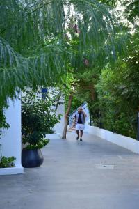 manuela hotel