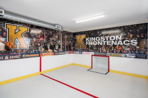 comfort suites kingston central