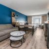 comfort suites kingston central