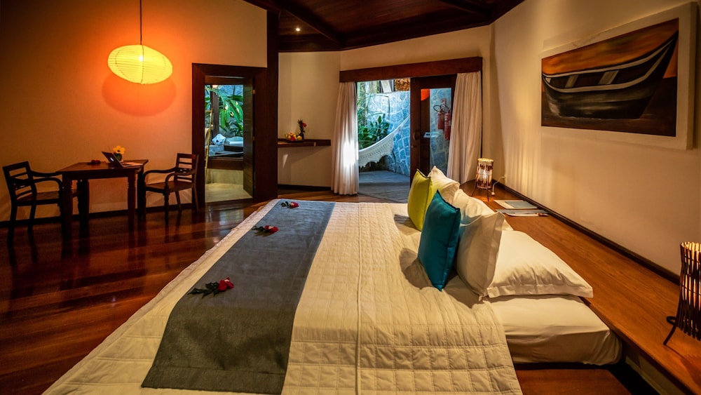 sombra e agua fresca resort