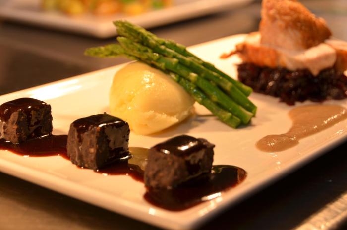 riviera hotel and holiday apartments