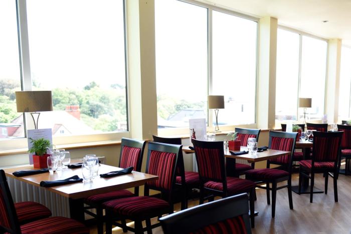 riviera hotel and holiday apartments