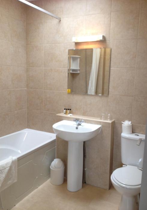 riviera hotel and holiday apartments