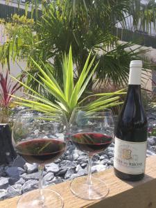 riviera hotel and holiday apartments