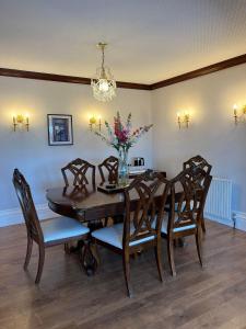 riviera hotel and holiday apartments