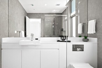 argo serviced apartments